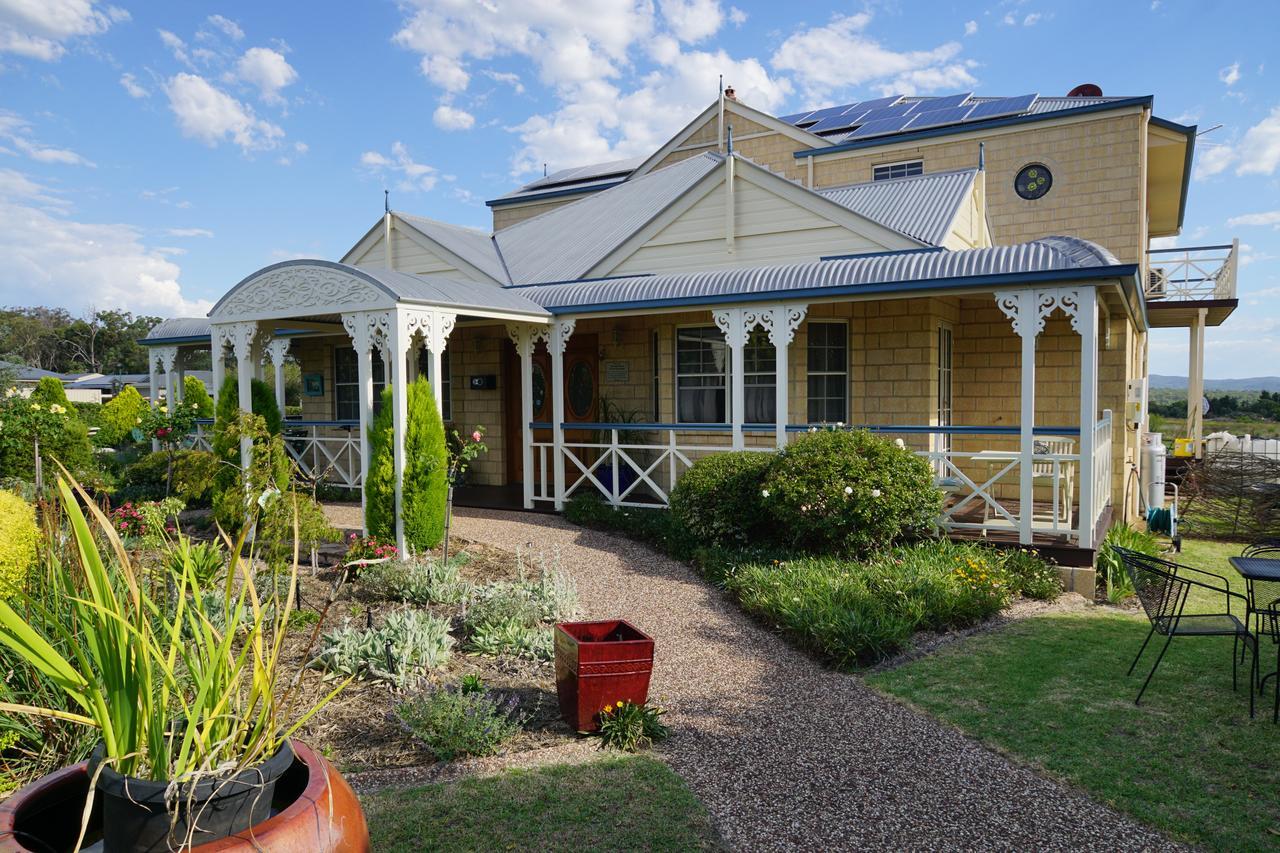 Bed and Breakfast Grovely House Stanthorpe Esterno foto