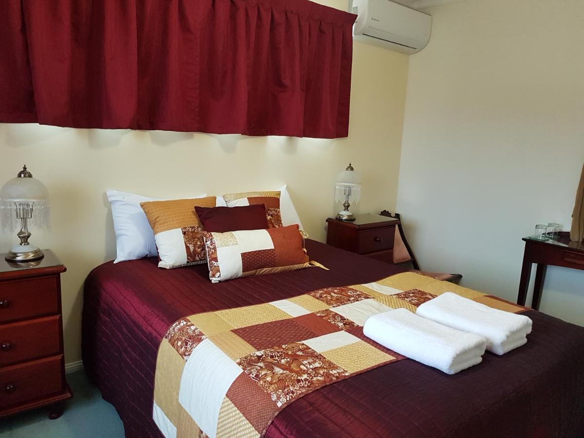 Bed and Breakfast Grovely House Stanthorpe Esterno foto